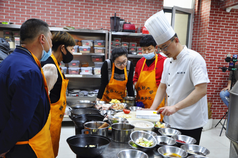 五月學員學習實景(圖2)