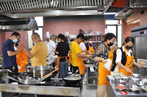 六月學(xué)習(xí)實景(圖1)