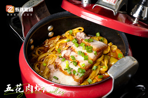 一鍋三用，出餐迅速！元氣燜鍋引發(fā)創(chuàng)業(yè)熱潮(圖13)