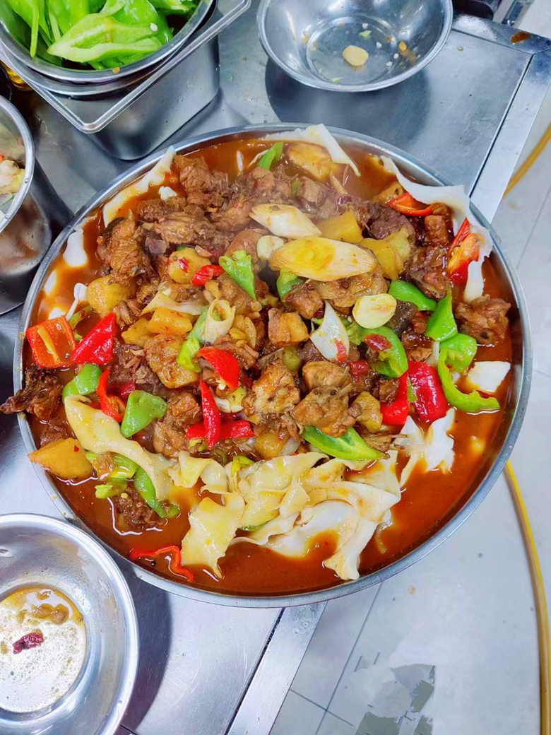 小地鍋+大盤(pán)雞落地成功！日營(yíng)收增千元(圖6)