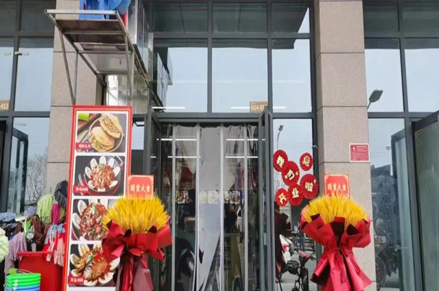 小地鍋再開一家！開業(yè)倆月，有顧客回購26次