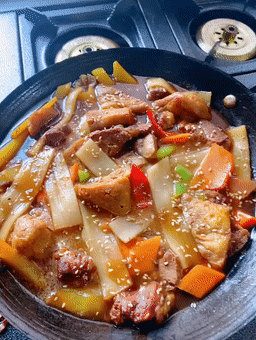 茶缸面+小地鍋開店成功！“10個(gè)人吃了9.9個(gè)人回購”(圖2)