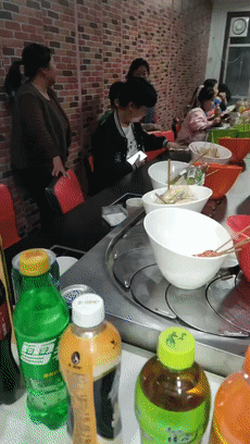 旋轉(zhuǎn)小火鍋開店成功！一月回本！(圖3)