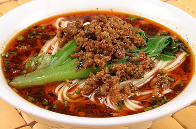 擔(dān)擔(dān)面培訓(xùn)- 打造獨特的擔(dān)擔(dān)面技能(圖1)