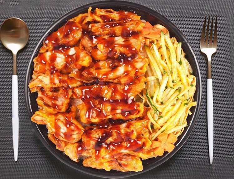 選擇廚仟藝烤肉拌飯培訓(xùn)課程的好處有哪些(圖1) 選擇廚仟藝烤肉拌飯培訓(xùn)課程的好處有哪些(圖1)