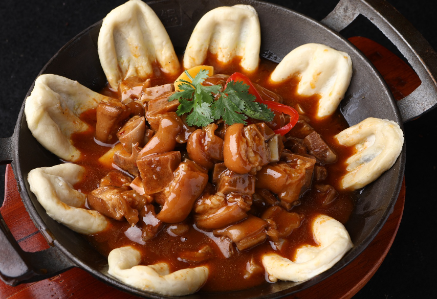 學(xué)地鍋雞大概多少錢？學(xué)做地鍋雞價(jià)格