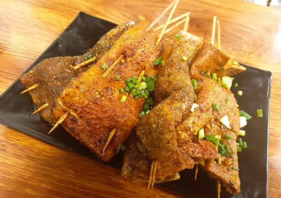 烤苕皮哪里學？學正宗烤苕皮技術(shù)去哪里學(圖1)