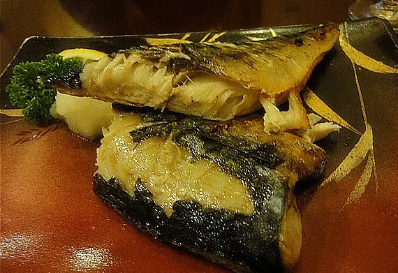 香煎海魚怎么做好吃？有哪些技巧(圖1)