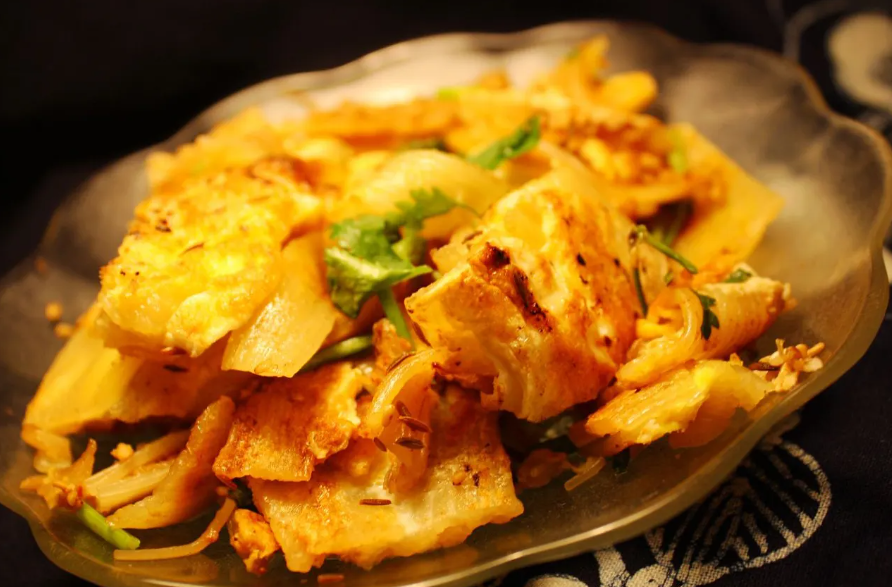 正宗東北烤冷面：回味無窮的美食之旅