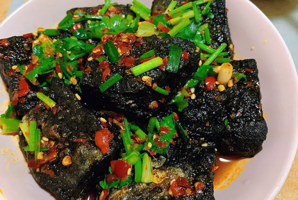 正宗臭豆腐培訓(xùn)哪里學(xué)？臭豆腐培訓(xùn)一般多少錢？