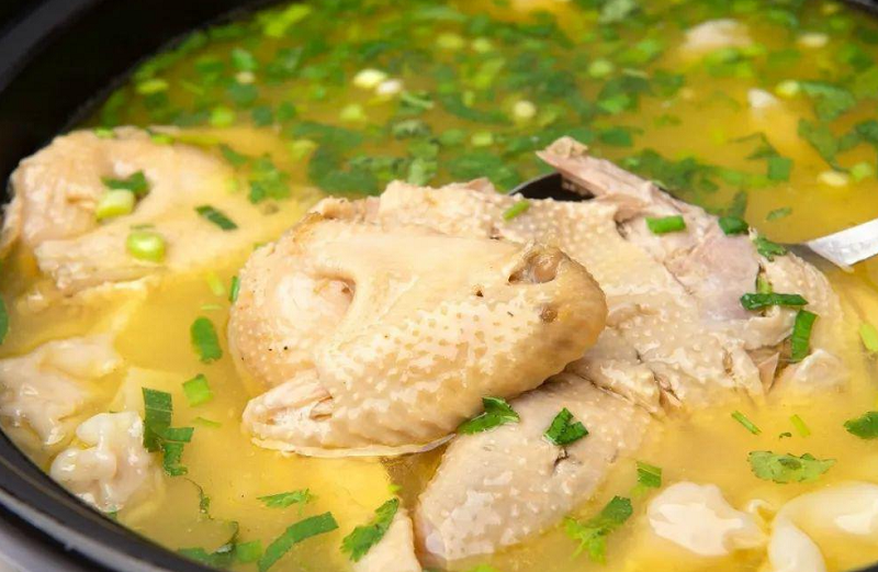 老鍋雞湯培訓(xùn)哪里的教得好？學(xué)老鍋雞湯去哪(圖1)