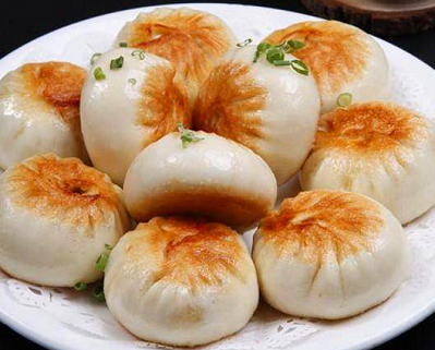 學(xué)生煎包學(xué)費多少？生煎包技術(shù)哪里學(xué)(圖1)