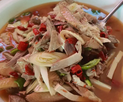 學(xué)麻椒雞要多少錢？麻椒雞技術(shù)培訓(xùn)學(xué)費(fèi)多少(圖1)