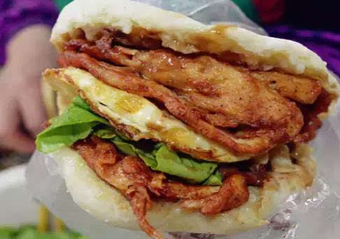 路邊攤里脊夾饃的醬料怎么熬？