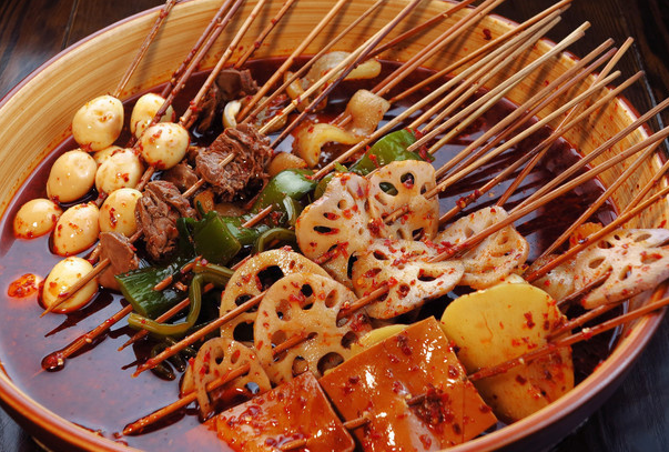 學(xué)做串串香學(xué)費(fèi)一般是多少？串串香培訓(xùn)多少錢