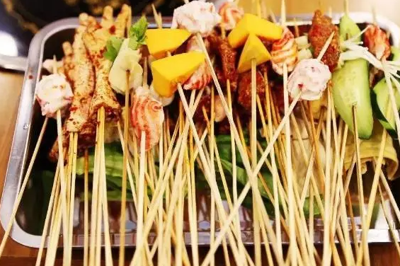 串串香培訓(xùn)班學(xué)費(fèi)多少？