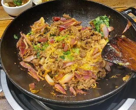 學(xué)烤肉技術(shù)要多少錢？烤肉培訓(xùn)多少錢(圖1)