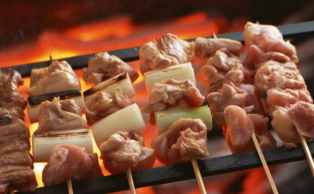 學(xué)串串燒一般學(xué)費(fèi)多少錢？串串燒培訓(xùn)費(fèi)用多少錢(圖1)