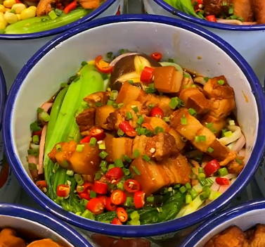 探索小吃培訓的魅力：開啟美食創(chuàng)業(yè)之旅(圖1)