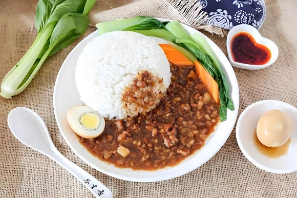 開(kāi)鹵肉飯店，創(chuàng)業(yè)致富新選擇，輕松賺錢不是夢(mèng)！(圖2)