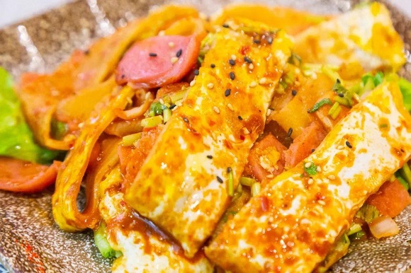 3-7天學(xué)會(huì)烤冷面！高效速成班，開(kāi)啟你的美食創(chuàng)業(yè)夢(mèng)(圖3)