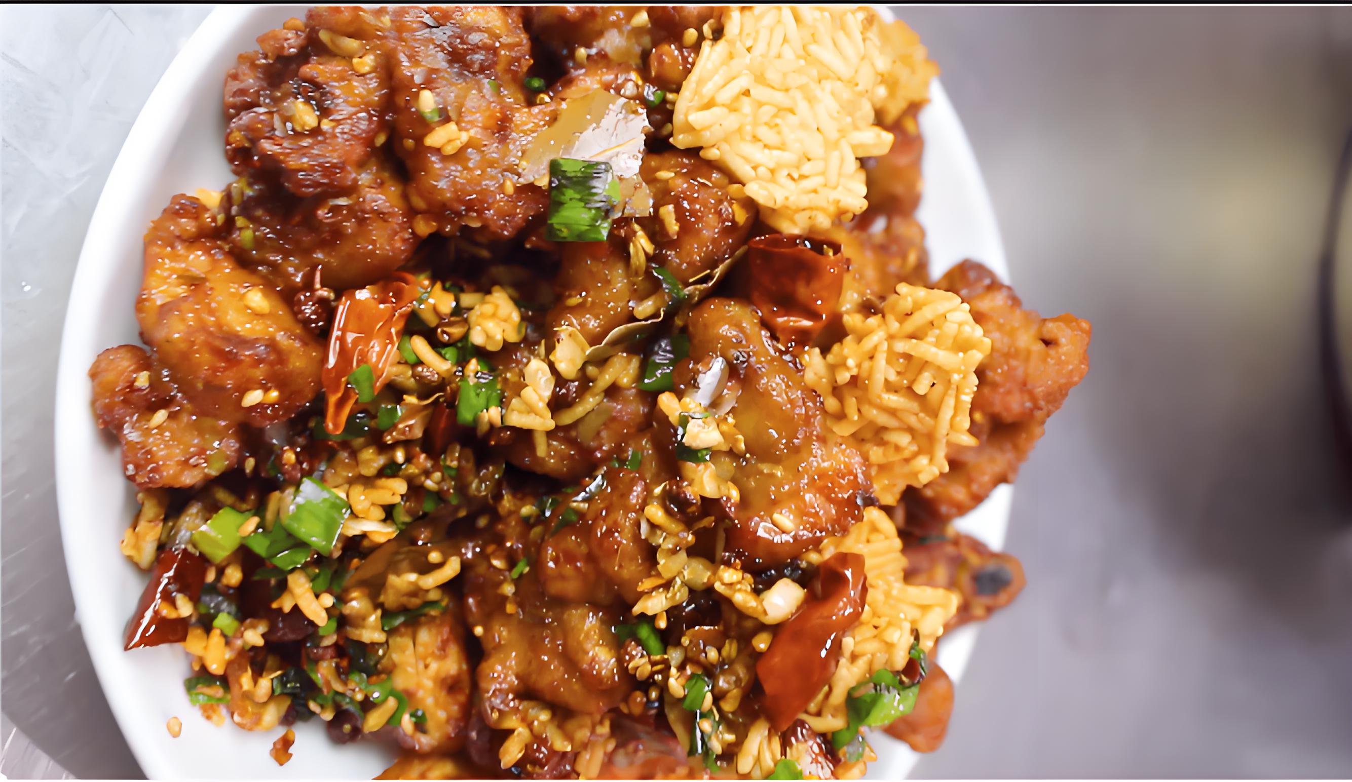 蟹黃鍋巴雞去哪里學(xué)？蟹黃鍋巴雞火爆市場，廚仟藝，手把手教你！(圖2)