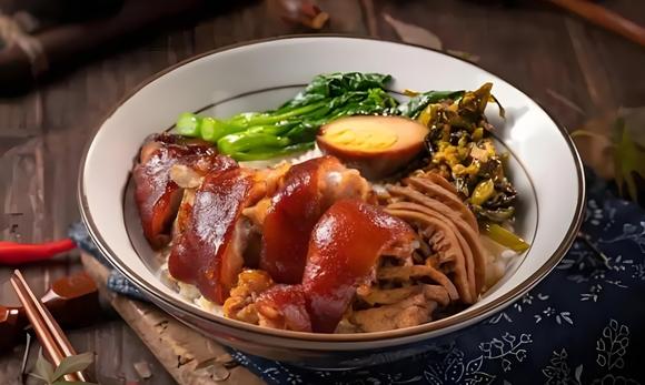 烤鴨飯哪里學(xué)的好？從學(xué)徒到老板，烤鴨飯創(chuàng)業(yè)之路啟程！(圖3)