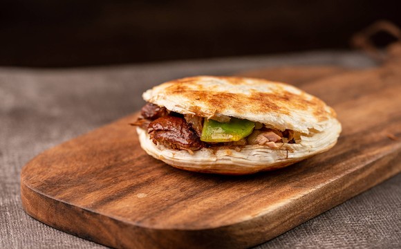 去哪里學(xué)做肉夾饃的技術(shù)？無經(jīng)驗(yàn)也能學(xué)會(huì)，創(chuàng)業(yè)不再難！(圖1)