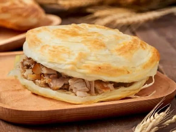 去哪里學(xué)做肉夾饃的技術(shù)？無經(jīng)驗(yàn)也能學(xué)會(huì)，創(chuàng)業(yè)不再難！(圖2)