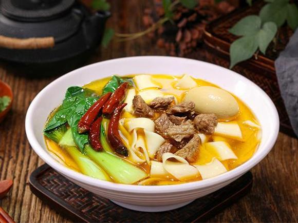 開店沒頭緒？學(xué)習(xí)板面，讓你輕松步入餐飲行業(yè)！(圖1)