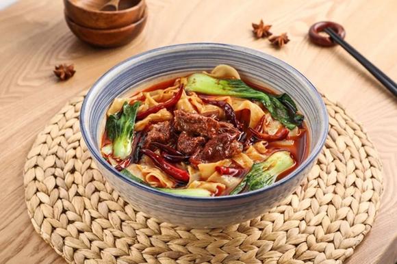 開店沒頭緒？學(xué)習(xí)板面，讓你輕松步入餐飲行業(yè)！(圖2)