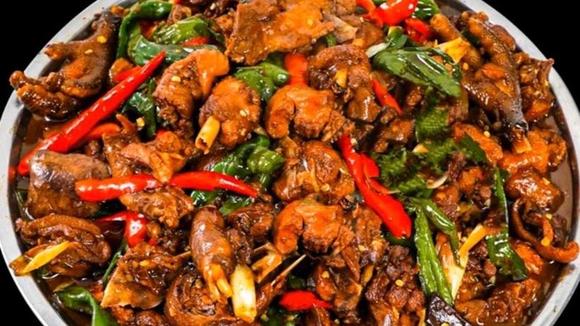 想學(xué)正宗炒雞？炒雞技術(shù)哪里學(xué)？專業(yè)培訓(xùn)，助你輕松上手開店！(圖3)