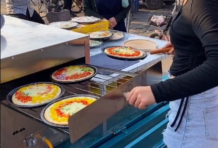 學(xué)校門口最火爆的早餐:小本創(chuàng)業(yè)的黃金機(jī)會(圖3) 學(xué)校門口最火爆的早餐:小本創(chuàng)業(yè)的黃金機(jī)會(圖3)