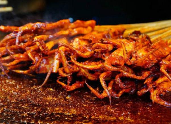 街邊鐵板魷魚掙錢嗎？想開街邊鐵板魷魚攤，真的能賺錢嗎？(圖3)