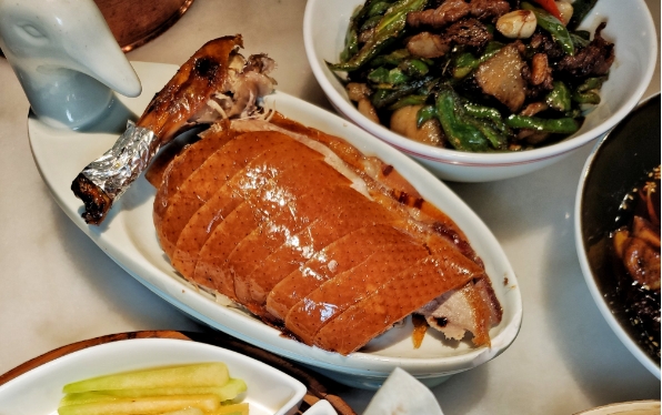 想學(xué)烤鴨技術(shù)，去哪里學(xué)習(xí)最靠譜？答案在這里！(圖2)