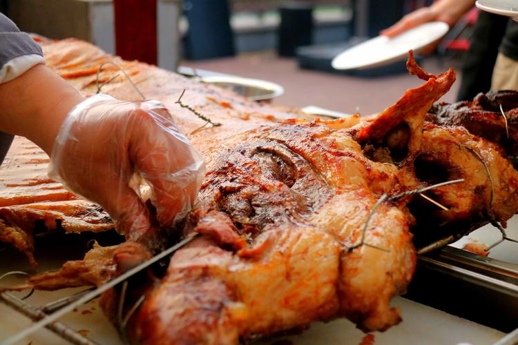 想學(xué)木炭烤全羊在哪里學(xué)？來廚仟藝！無加盟，純技術(shù)配方教學(xué)！(圖4)