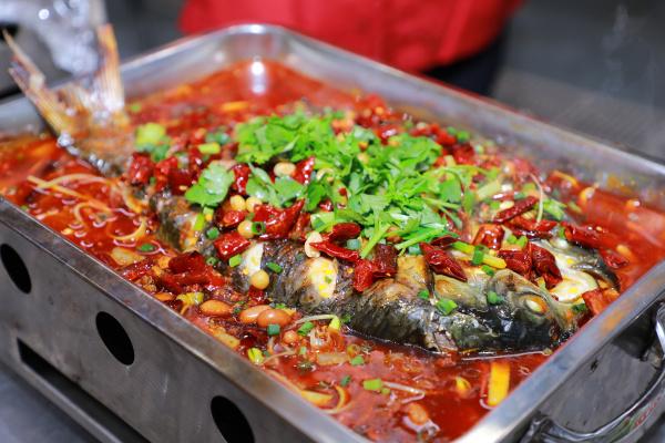 烤魚技術(shù)去哪學(xué)最靠譜？零基礎(chǔ)學(xué)烤魚，廚仟藝幫你成就創(chuàng)業(yè)夢(mèng)！