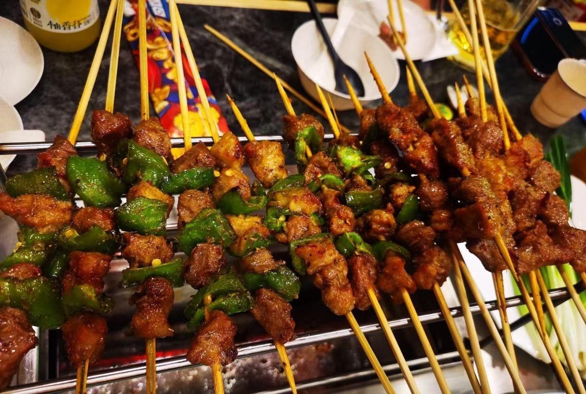 想學(xué)燒烤去哪兒？燒烤技術(shù)好不好學(xué)？選對(duì)地方創(chuàng)業(yè)更容易(圖3)