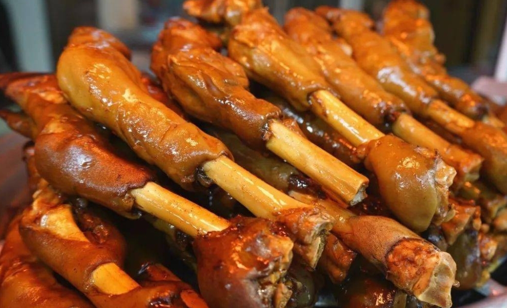 鹵羊蹄的最正宗做法是什么？教你掌握這幾個技巧！(圖2)