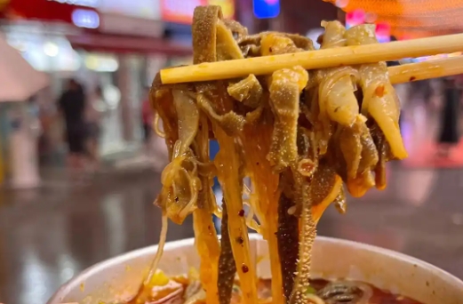 爆肚粉絲哪里學(xué)正宗？學(xué)正宗爆肚粉絲技術(shù)，廚仟藝讓你一步到位！(圖2)