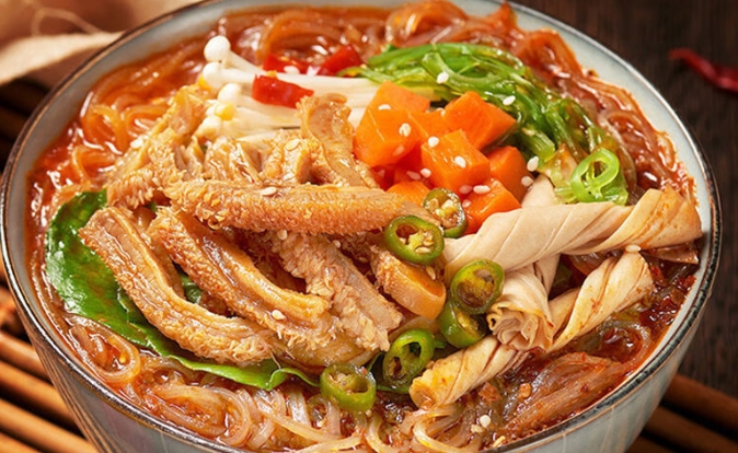 爆肚粉絲哪里學(xué)正宗？學(xué)正宗爆肚粉絲技術(shù)，廚仟藝讓你一步到位！