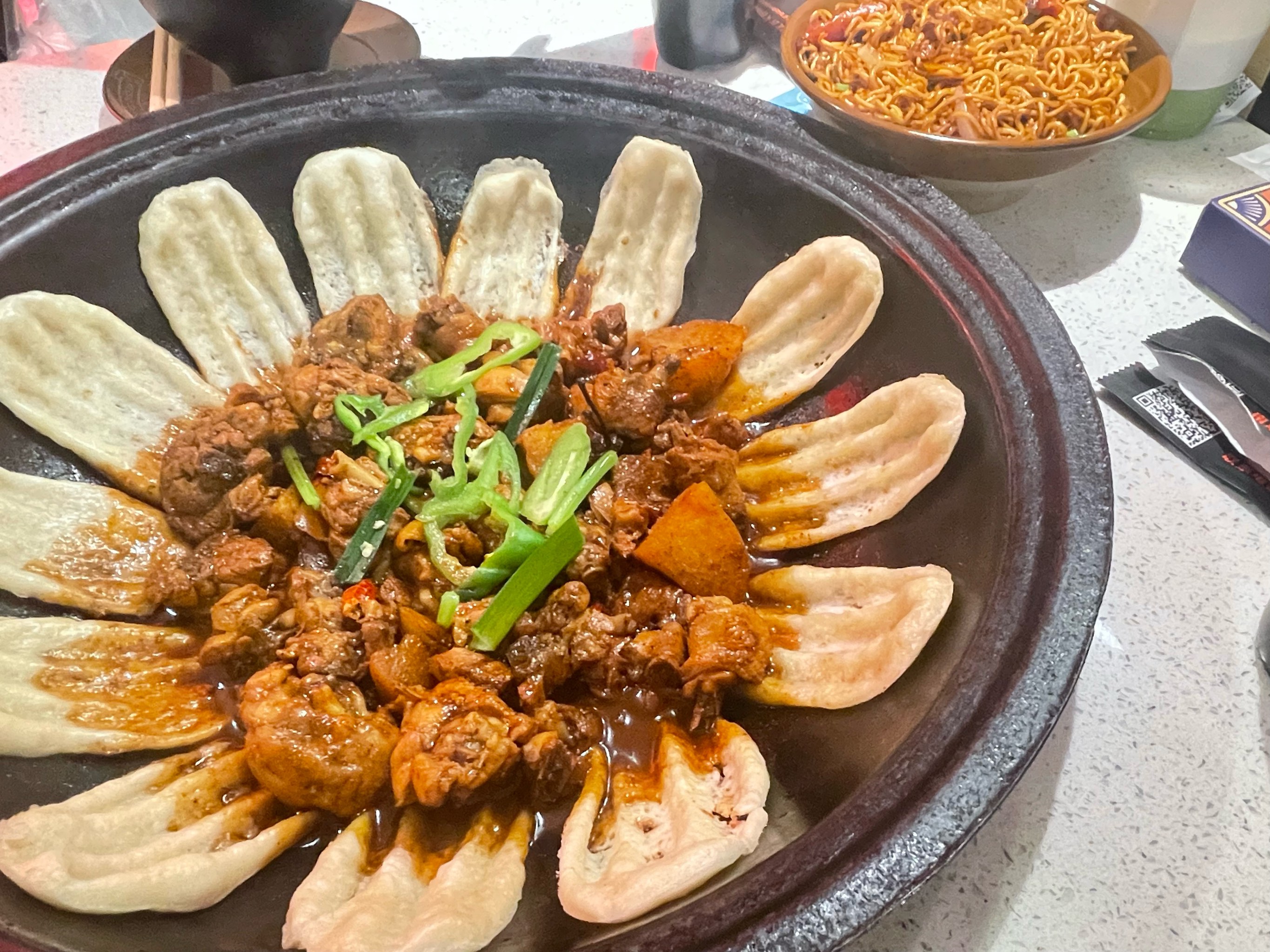 一步步掌握地鍋雞做法，提升你的餐飲技能，輕松開(kāi)店無(wú)壓力。(圖3)