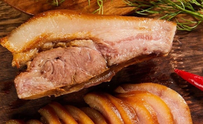 烀豬頭肉的秘密，香氣撲鼻，味道絕妙！跟著這些步驟做，簡(jiǎn)直上癮！(圖2)