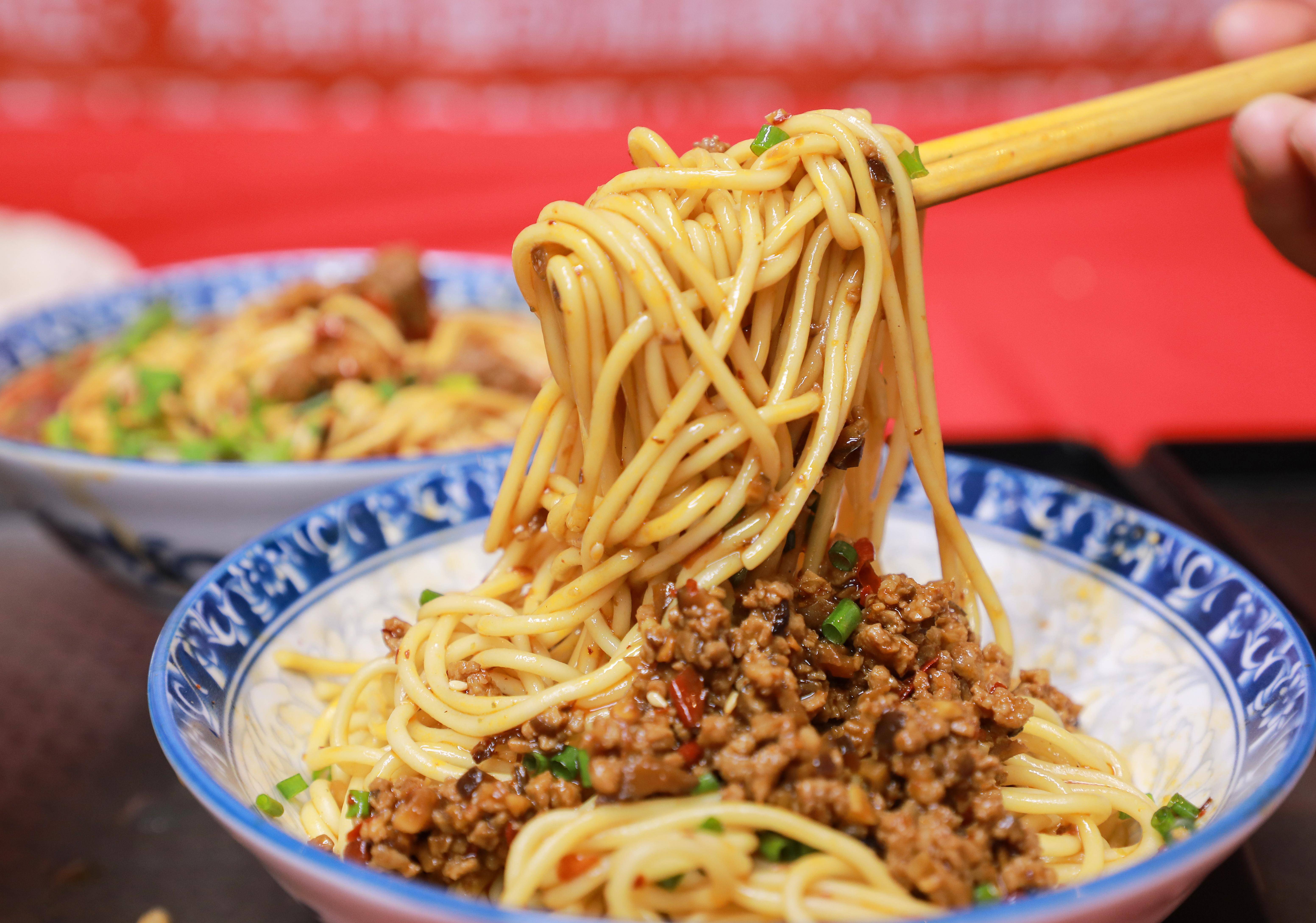 重慶小面正宗做法，學會技術，輕松開店！