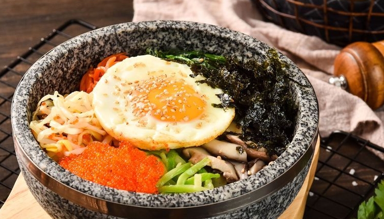 天津石鍋菜培訓(xùn)，正宗技藝傳授，輕松開(kāi)啟餐飲創(chuàng)業(yè)(圖2)