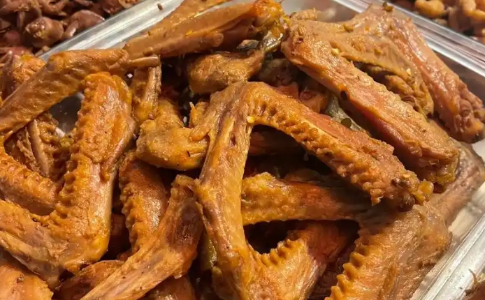 想學(xué)鹵味技術(shù)，衡水附近有培訓(xùn)班嗎？學(xué)習(xí)正宗技藝，輕松創(chuàng)業(yè)！(圖2)