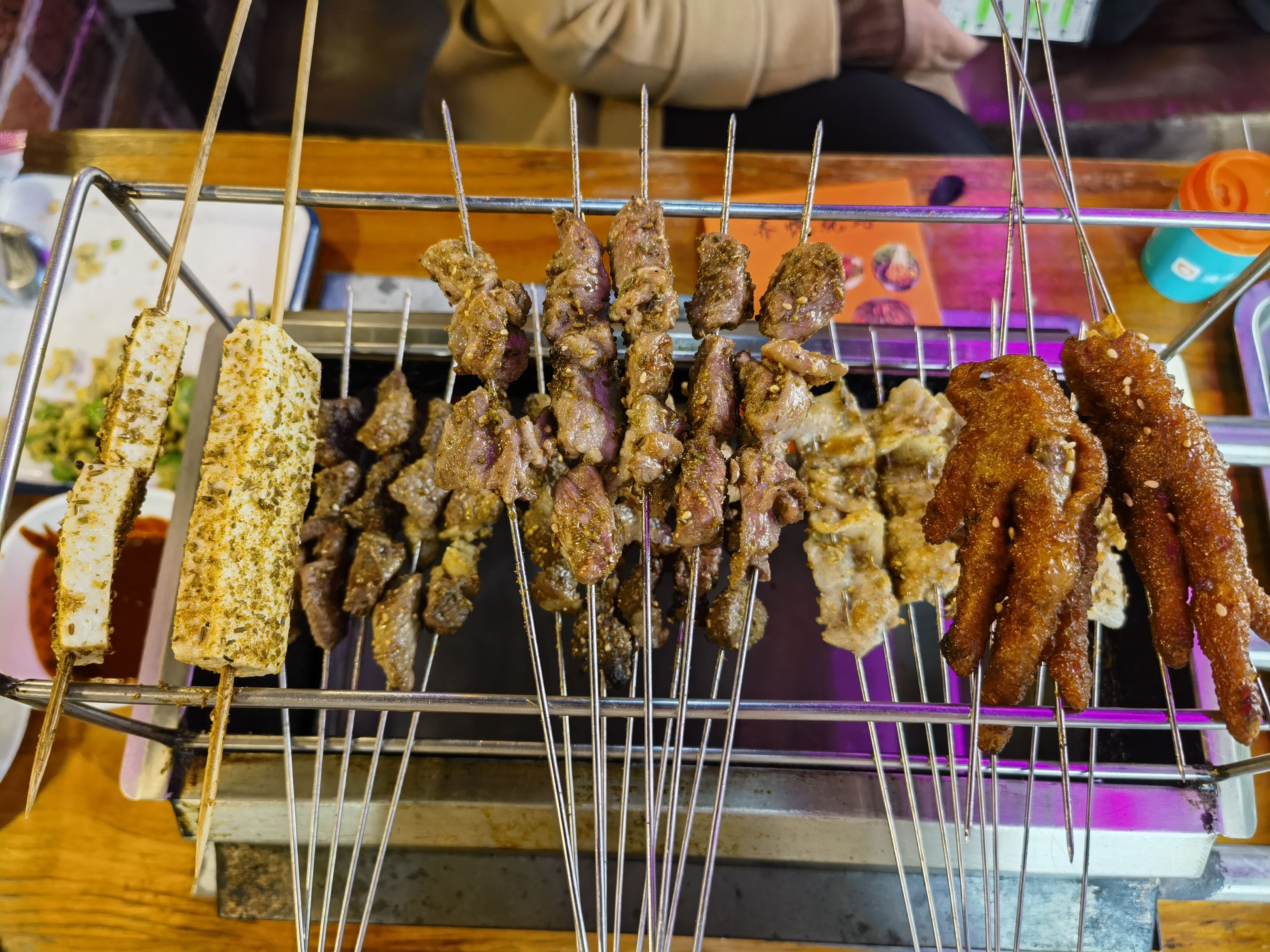 淄博燒烤培訓(xùn)，掌握正宗技巧，輕松創(chuàng)業(yè)開(kāi)啟美食之路！(圖3)