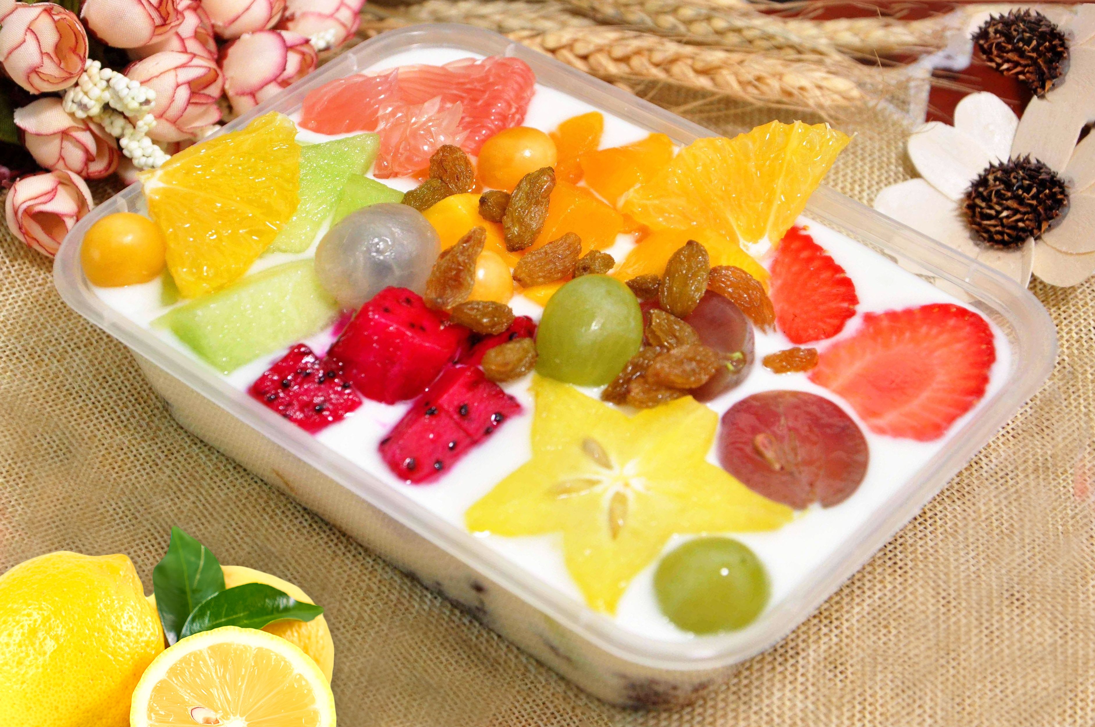 水果撈做法大公開，這樣搭配水果和醬汁，顏值高到舍不得吃！(圖3)