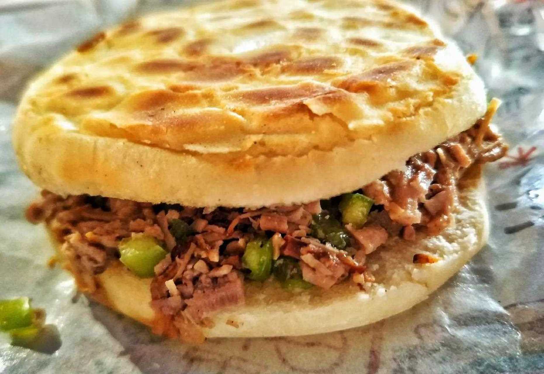 學習牛肉燒烤肉夾饃，這項技藝為何成為普通人創(chuàng)業(yè)的首選？(圖2)