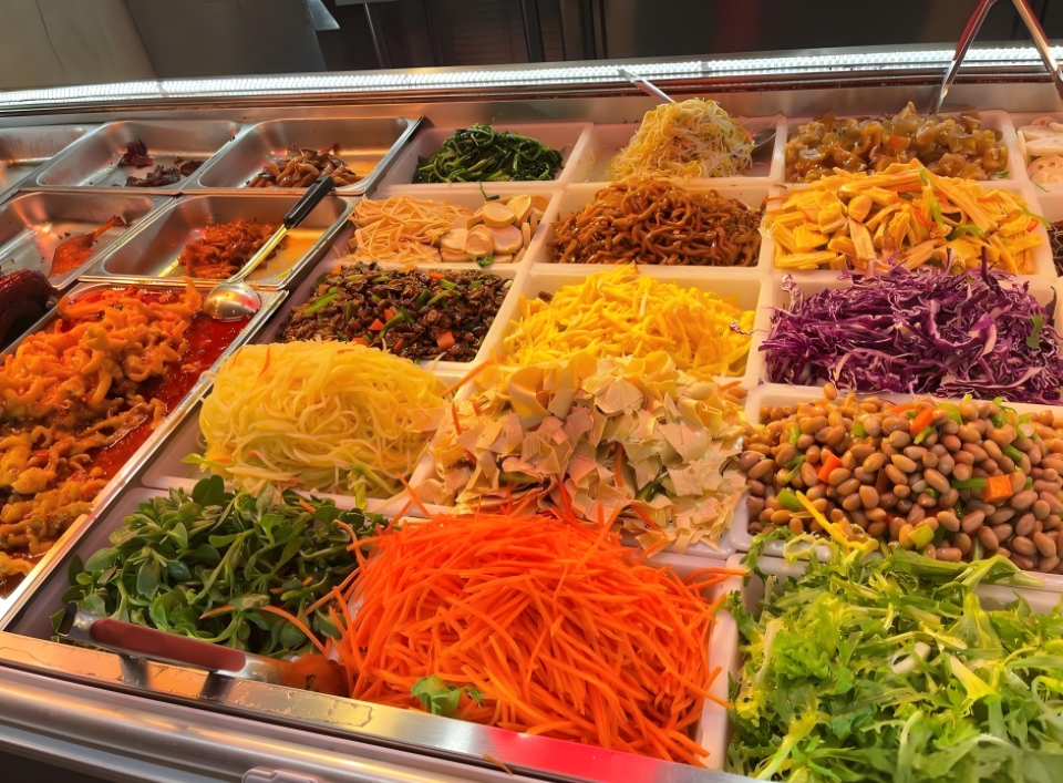 學(xué)做涼拌菜學(xué)費多少錢？從技術(shù)到創(chuàng)業(yè)，費用與價值全揭秘(圖2)